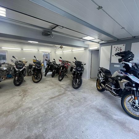 Alpen-Hostel - Apartment Talstation Mit Motorradvermietung Μέμμινγκεν Εξωτερικό φωτογραφία