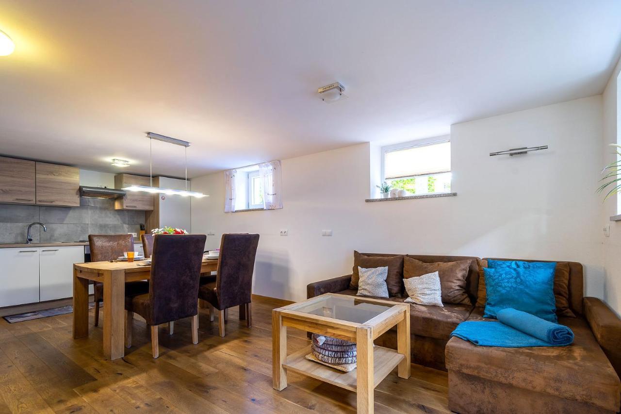 Alpen-Hostel - Apartment Talstation Mit Motorradvermietung Μέμμινγκεν Εξωτερικό φωτογραφία